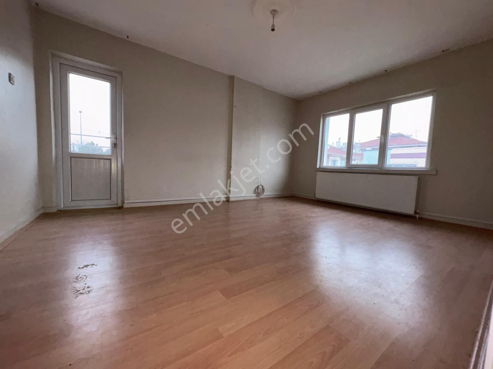 Yılmaz Gayrımenkulden Harika Fırsat 4+1 Katta Atatürk Mahallesinde Kiralık Daire 22.0000tl - Görsel 19