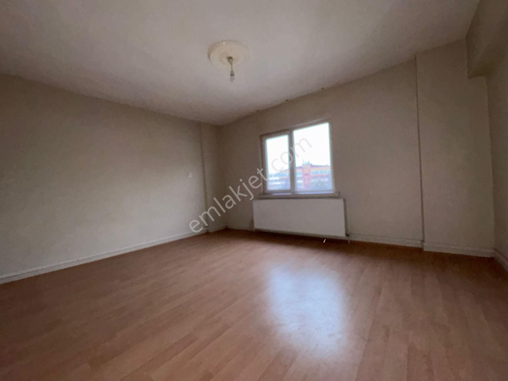 Yılmaz Gayrımenkulden Harika Fırsat 4+1 Katta Atatürk Mahallesinde Kiralık Daire 22.0000tl - Görsel 11