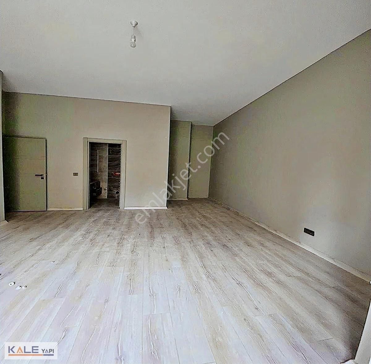 Eşsiz Site Projesinde 254m2 4,5+1 Satılık Daire - Görsel 20