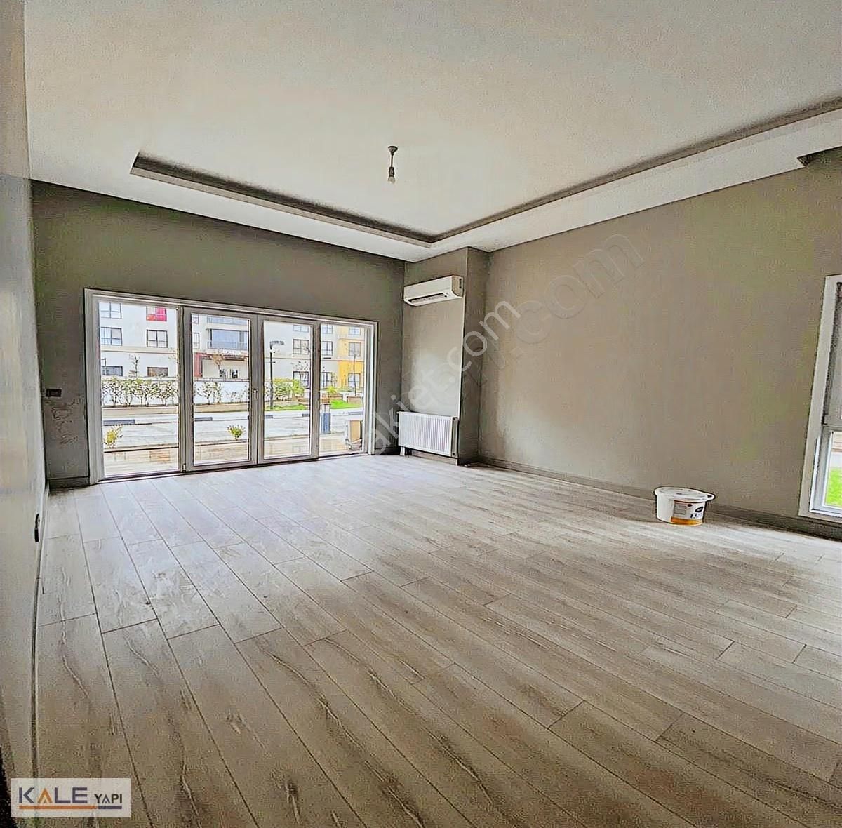 Eşsiz Site Projesinde 254m2 4,5+1 Satılık Daire - Görsel 26