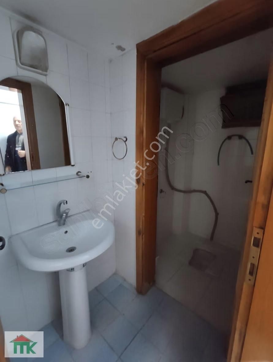 Atatürk Caddesi Üzerinde 165 M2 Kiralık 3+1 Daire - Görsel 2