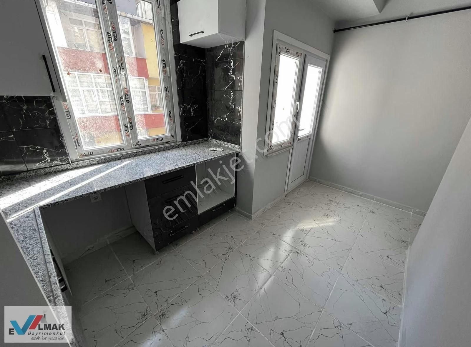 Evalmak'tan Söğütlüçeşme Mah.de Satılık 2+1(100 M2)arakat Daire - Görsel 2