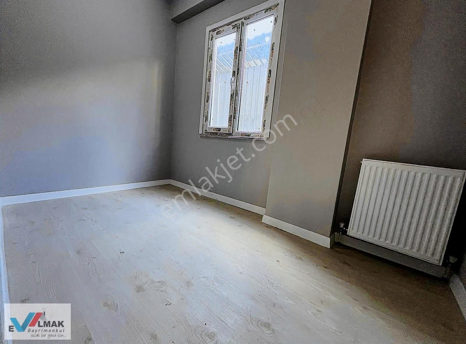 Evalmak'tan Söğütlüçeşme Mah.de Satılık 2+1 Balkonlu Y.giriş - Görsel 14