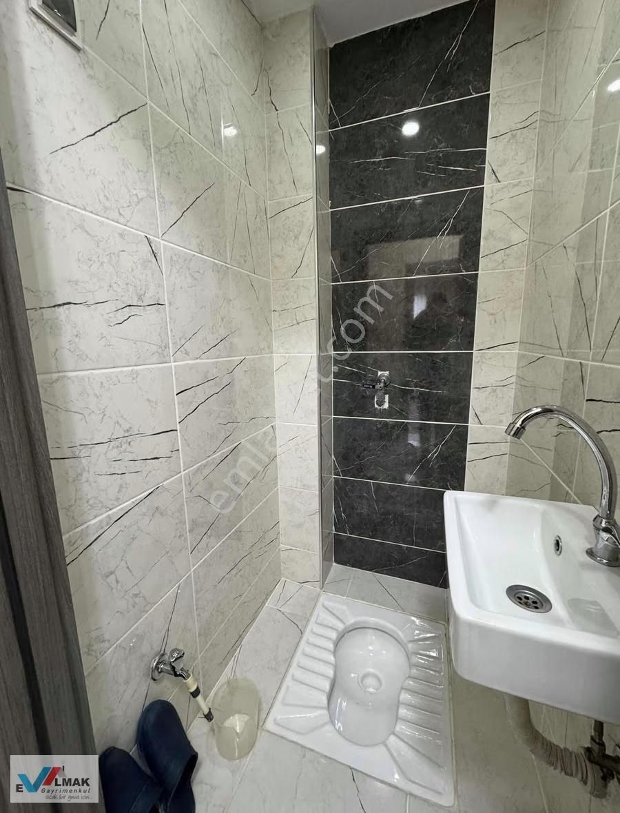 Evalmak'ta Söğütlüçeşme Meydan Çeşme Sitesinde Satılık 2+1 Daire - Görsel 14