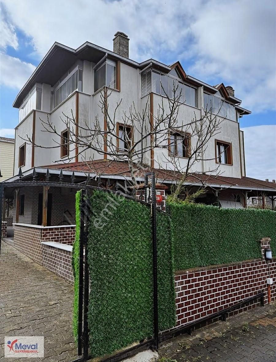 Site İçerisinde 500mt2 Arsa İçine Kurulu Satılık Villa - Görsel 26