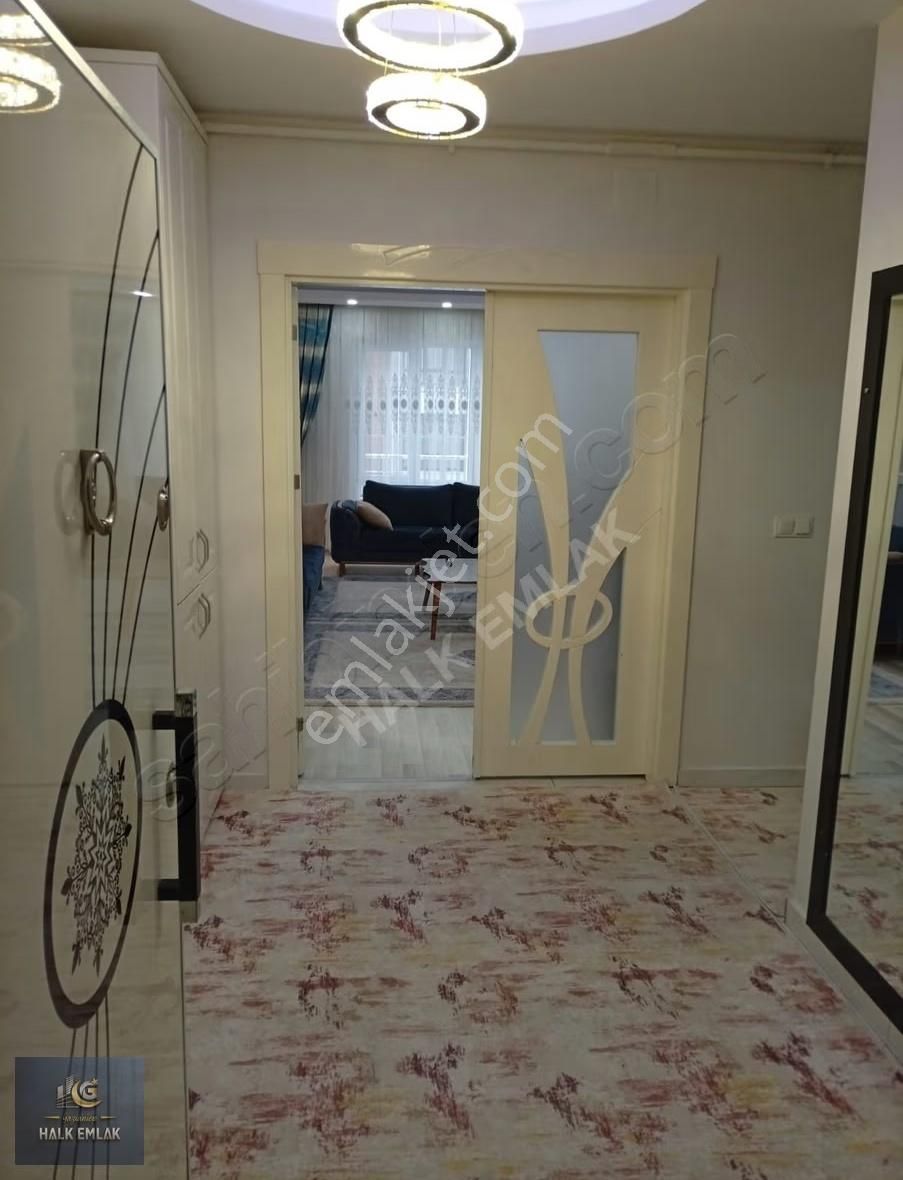 Fıstıklı Merkezi Konumda Bakımlı Fırsat Daire.. !