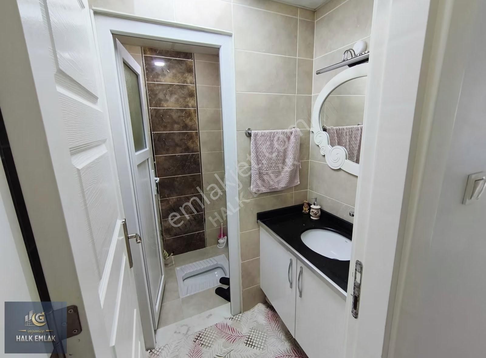 Beykent'te Eşsiz Genişlik'te Satılık 3+1 Daire.. - Görsel 20