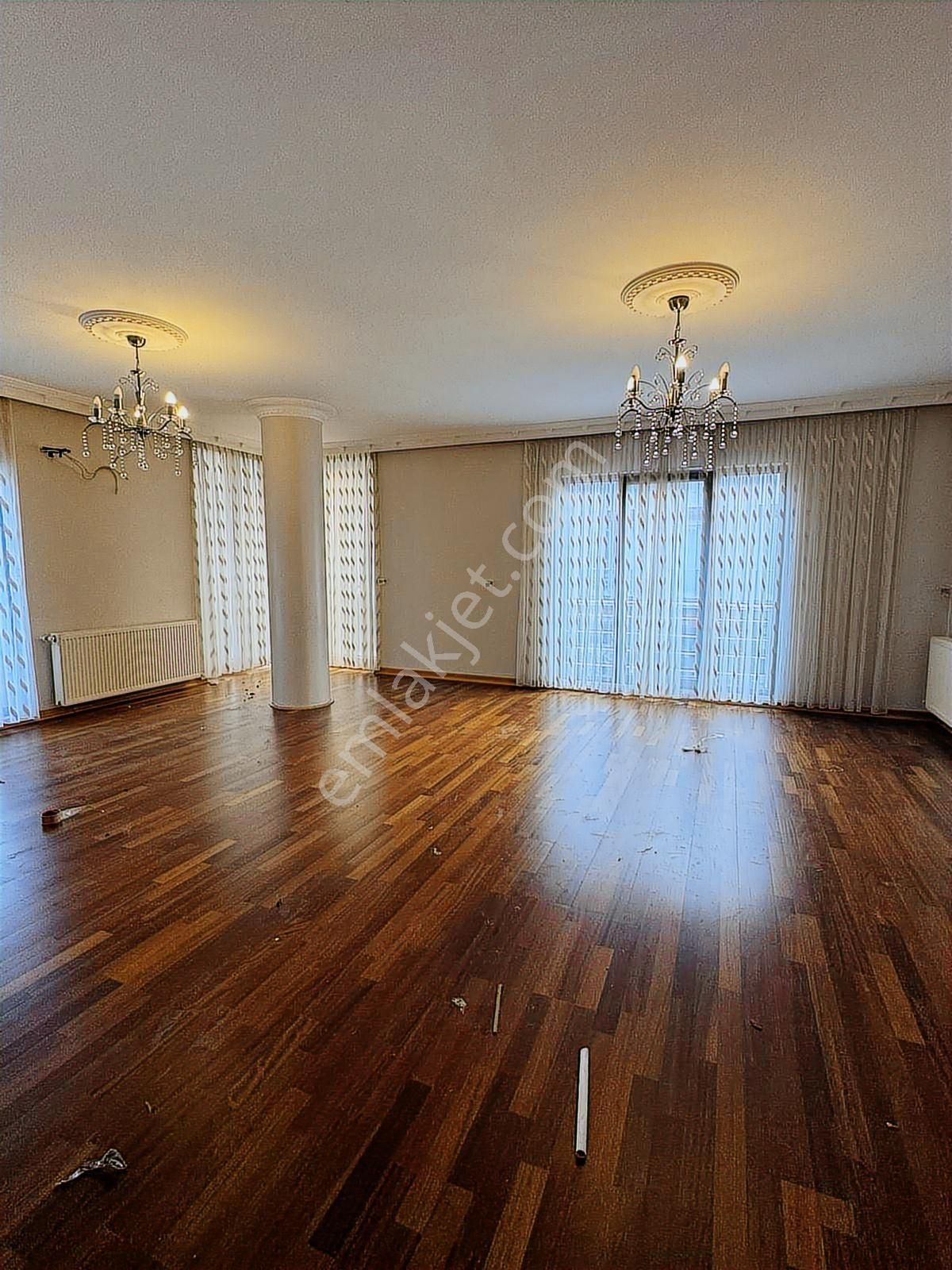 Mahir Emlak' Tan 10 Yıllık 150 M2 Otoparklı 3+1 Kiralık Daire - Görsel 2