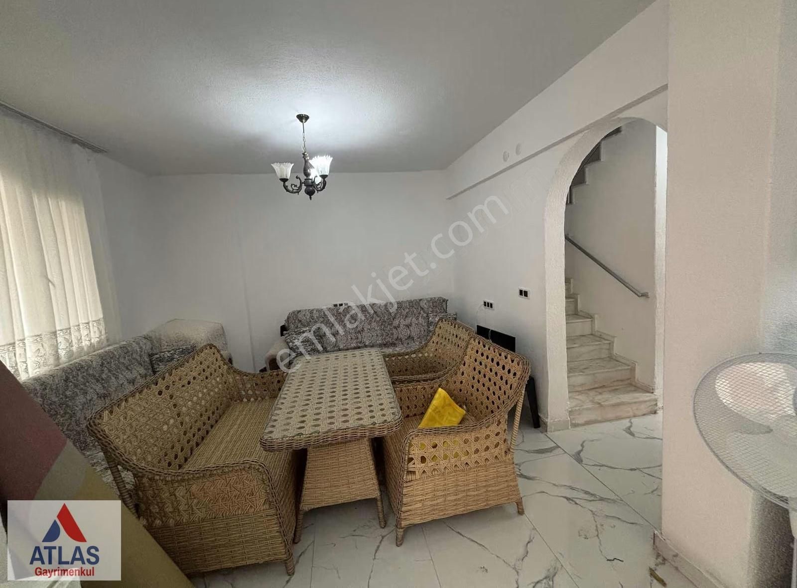 Seferihisar Doğanbey'de Deniz Manzaralı, Eşyalı 4+1 Tripleks - Görsel 5