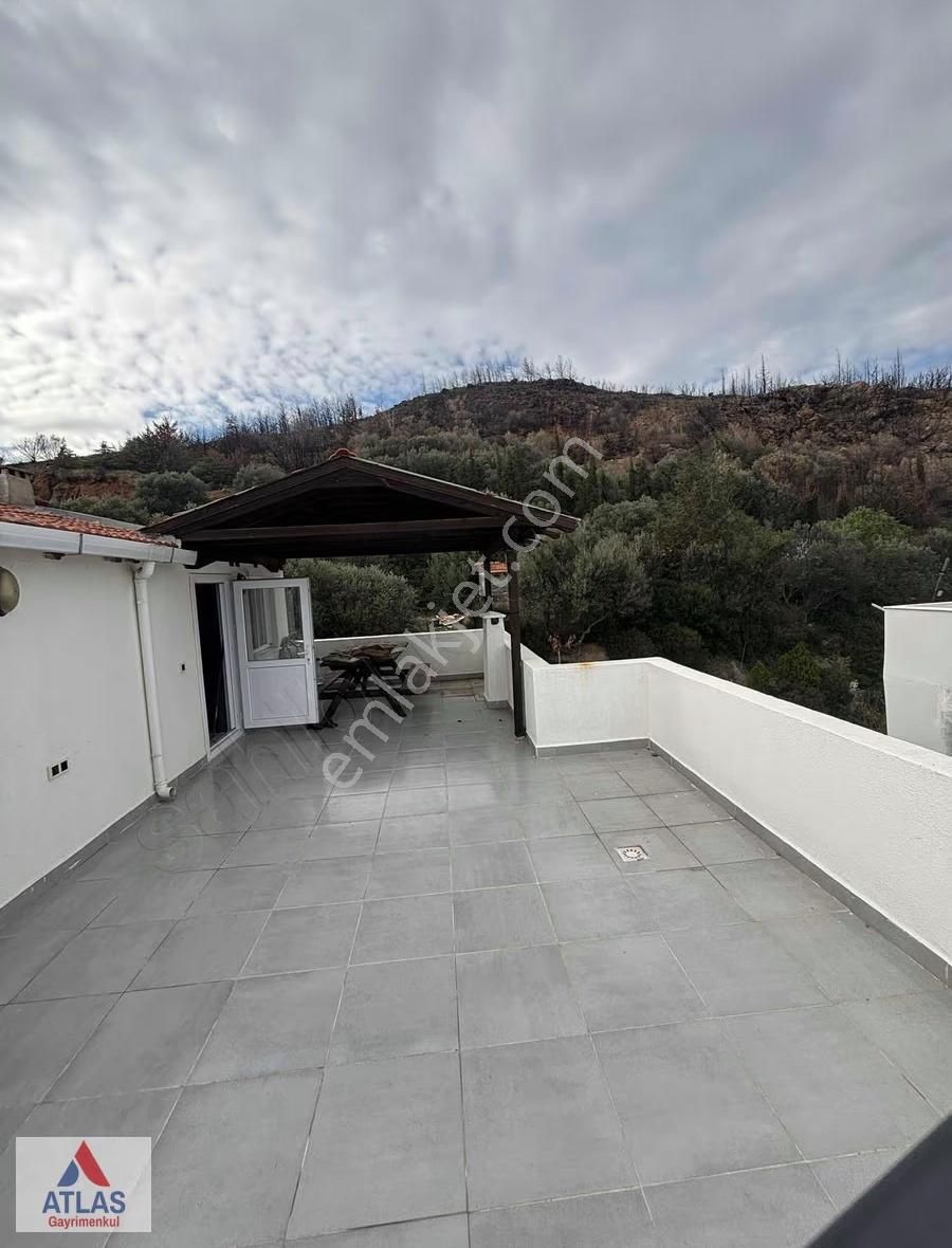 Seferihisar Doğanbey'de Deniz Manzaralı, Eşyalı 4+1 Tripleks - Görsel 4