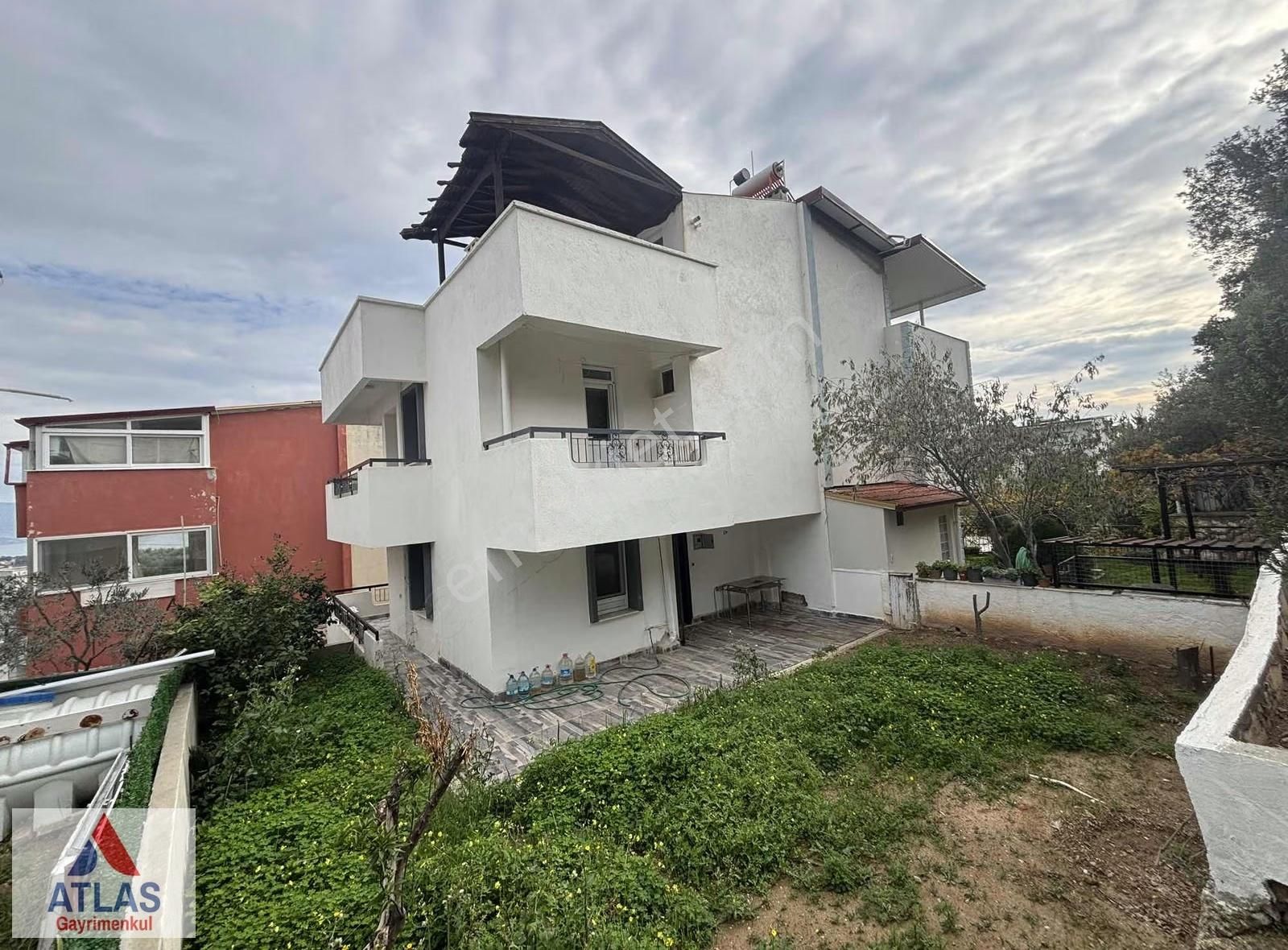 Seferihisar Doğanbey'de Deniz Manzaralı, Eşyalı 4+1 Tripleks - Görsel 13