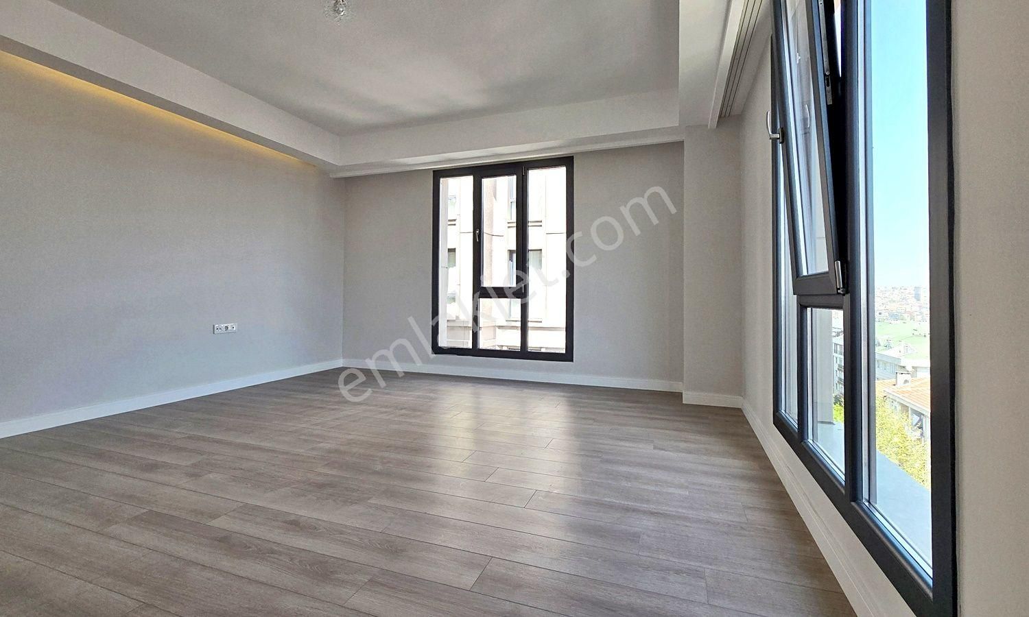 Weal World' Den Görülmeye Değer, Site İçi, Sıfır, 4+1, 178 M2, Full Lüks ... - Görsel 15