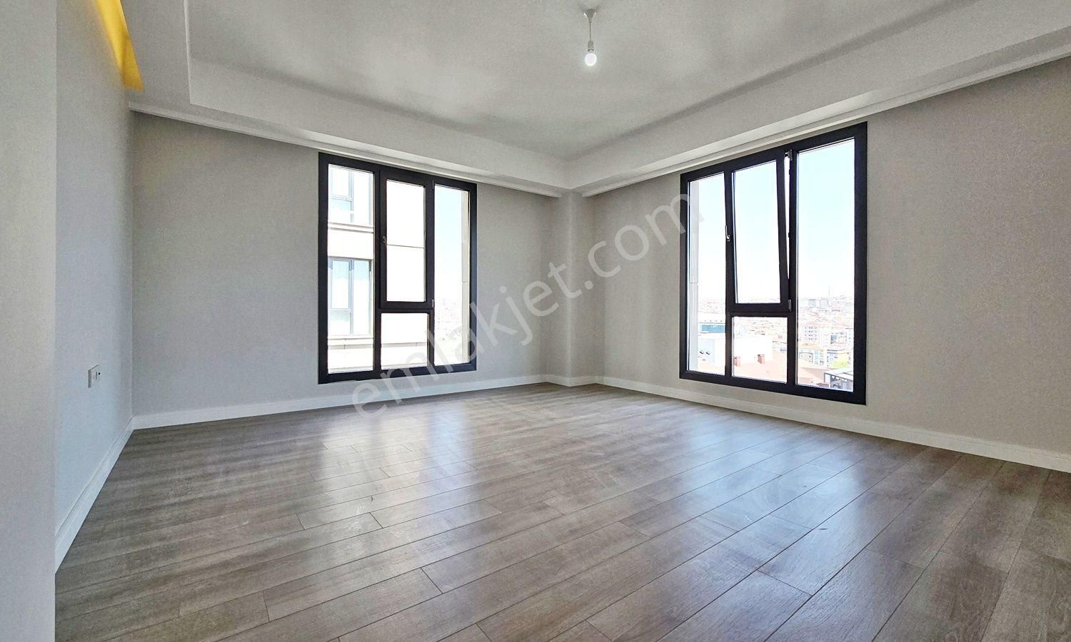 Weal World' Den Görülmeye Değer, Site İçi, Sıfır, 4+1, 178 M2, Full Lüks ... - Görsel 13