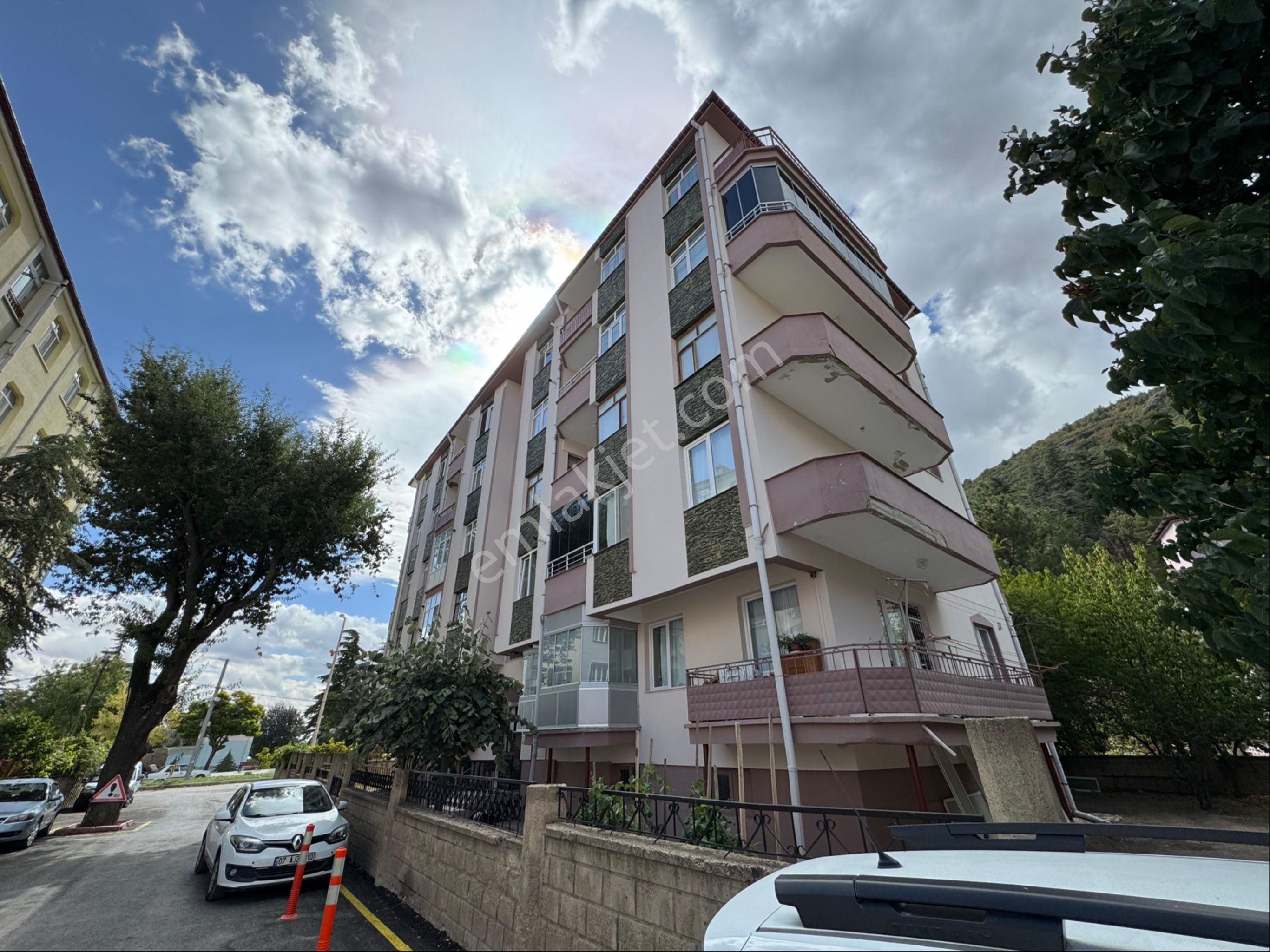 A-k Emlaktan Akşehir Hıdırlıkta Ara Kat Asansörlü Satılık Daire - Görsel 3