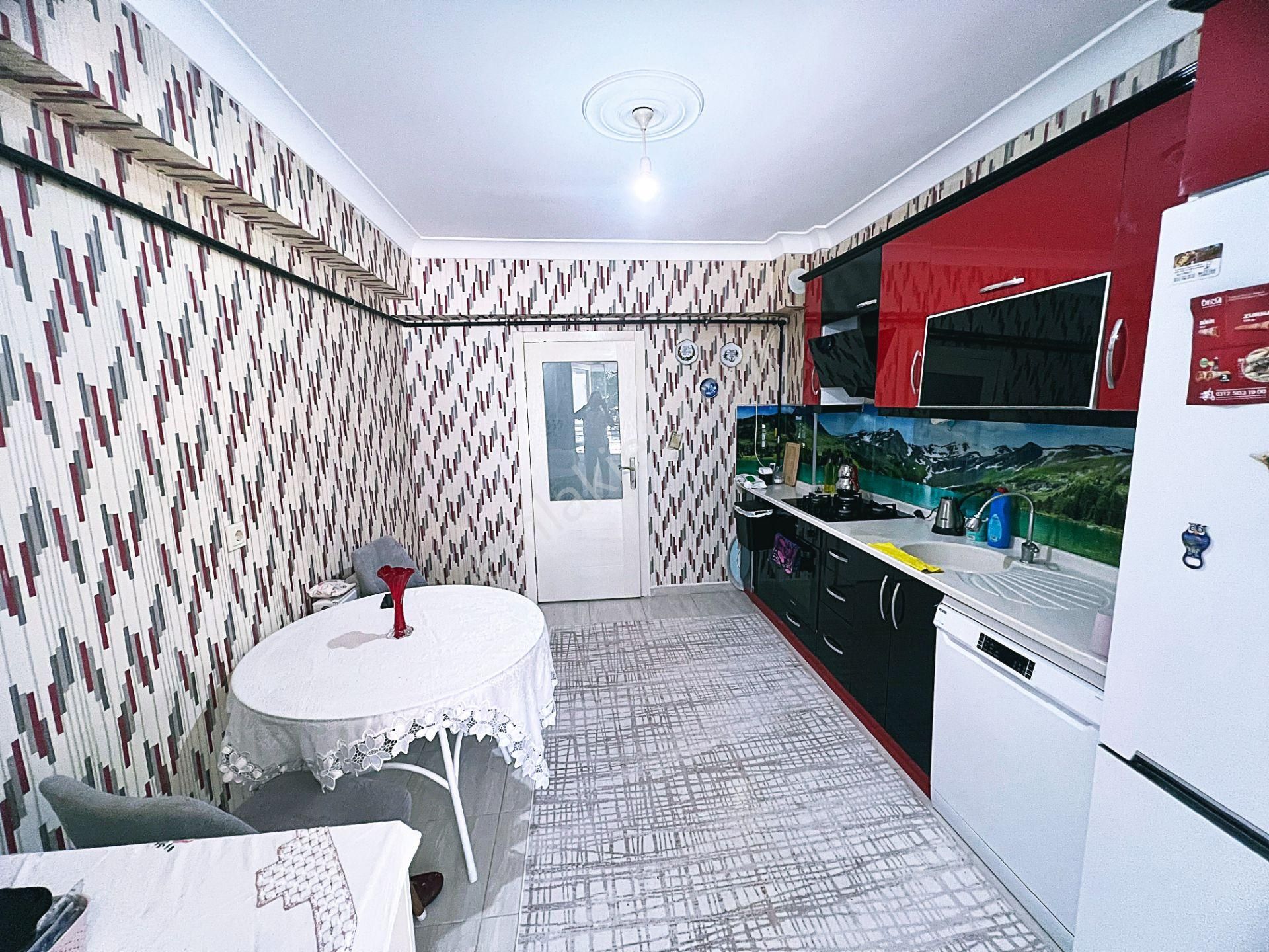 Cihandan Şehitkubilayda Karakeçili Cadde Yakını Satlık 3+1 Daire - Görsel 9