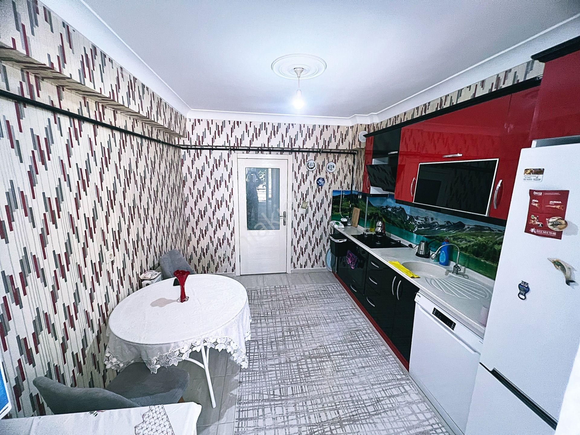 Cihandan Şehitkubilayda Karakeçili Cadde Yakını Satlık 3+1 Daire - Görsel 8