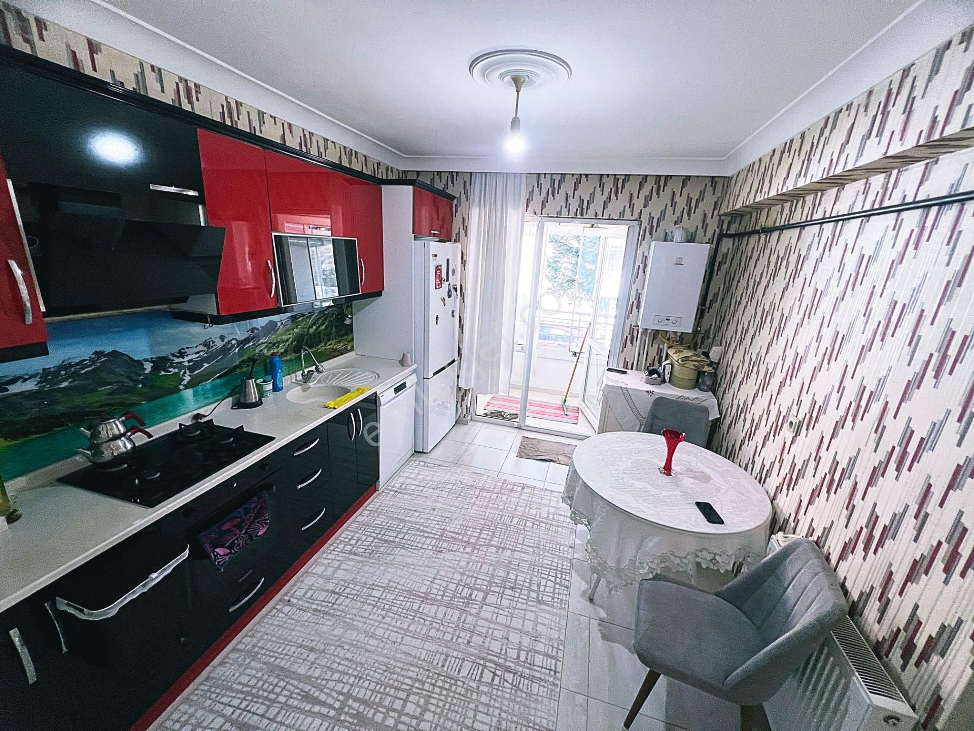 Cihandan Şehitkubilayda Karakeçili Cadde Yakını Satlık 3+1 Daire - Görsel 3