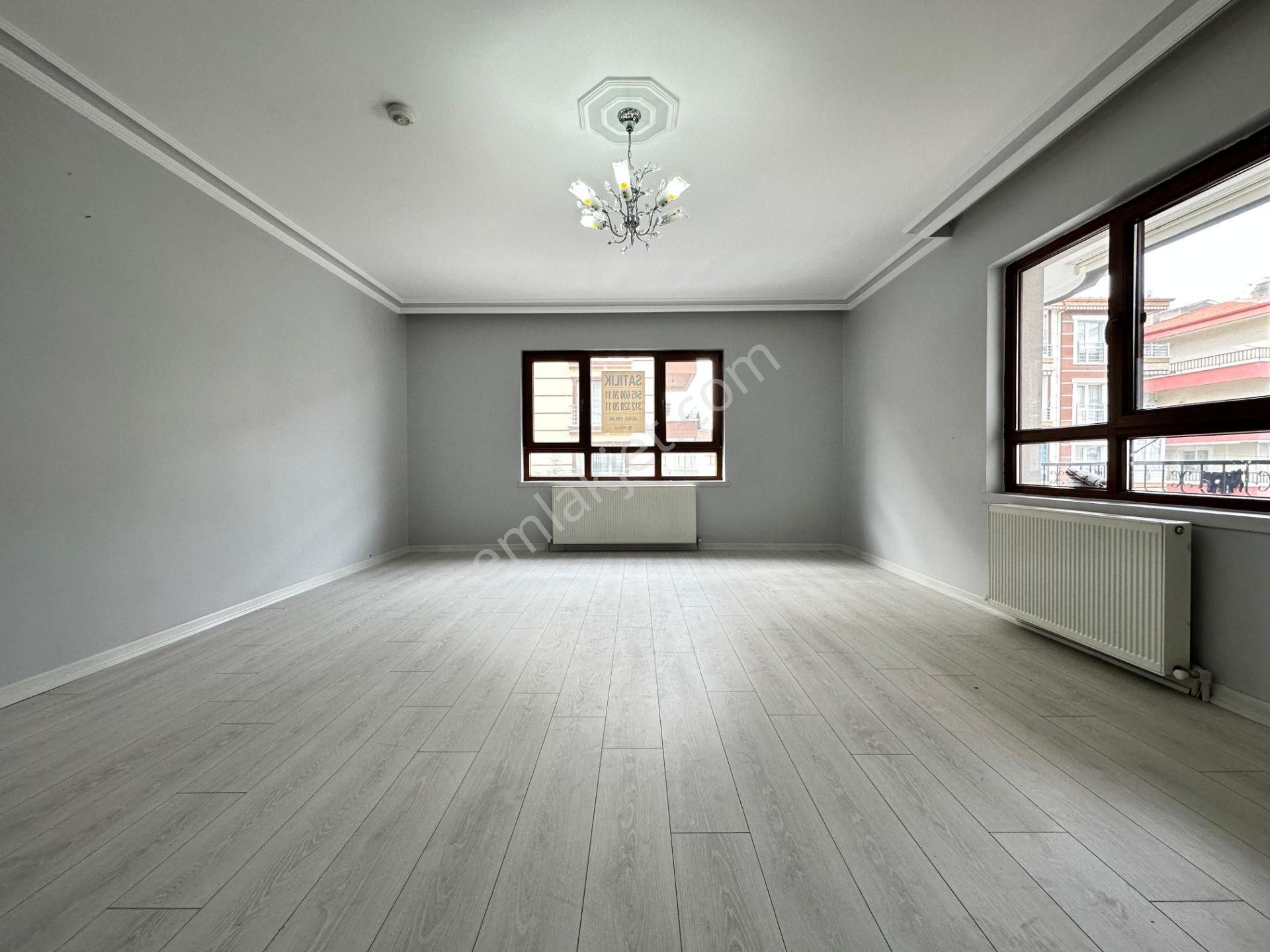 Pursaklar Mehmet Zengin Emlak'tan Hiçret Cami Yakını Çift Banyolu 1.kat 4+1 Yapılı Masrafsız Daire - Görsel 13