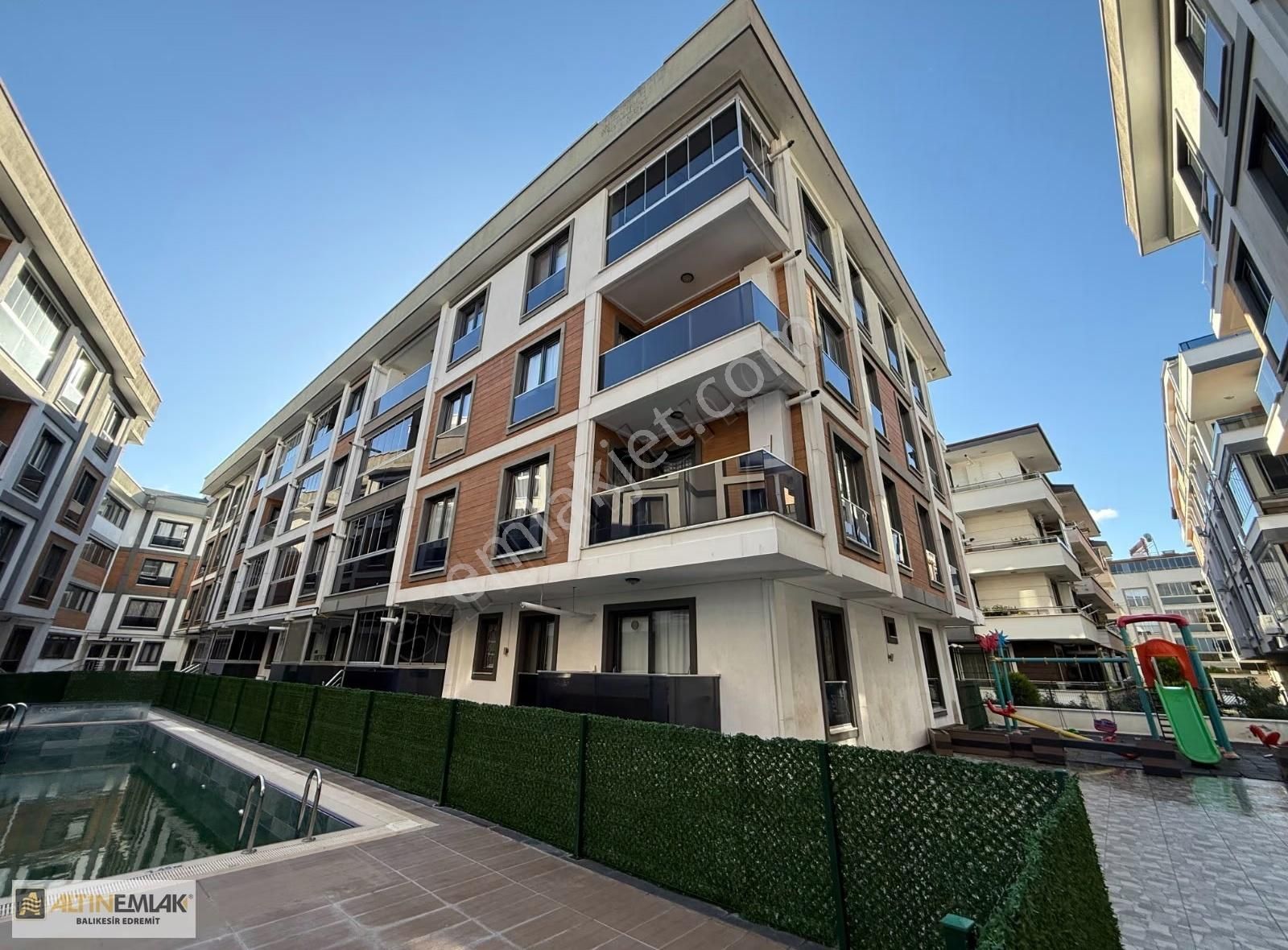 Merkezi Konumda | Havuzlu Site | Şık Tasarım | Kapalı Otopark - Görsel 8