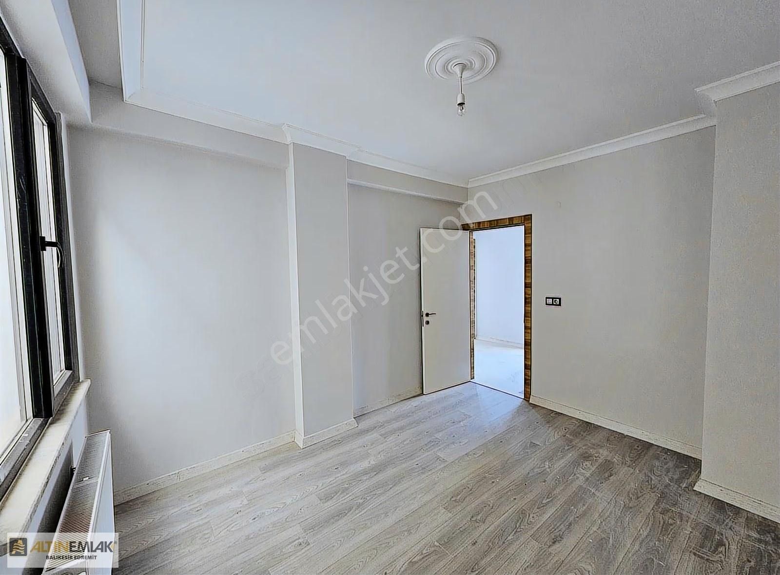 Tuzcumuratta Sıfır | 3+1 | Kat Dubleksi | Teraslı | Yeni Bina - Görsel 16