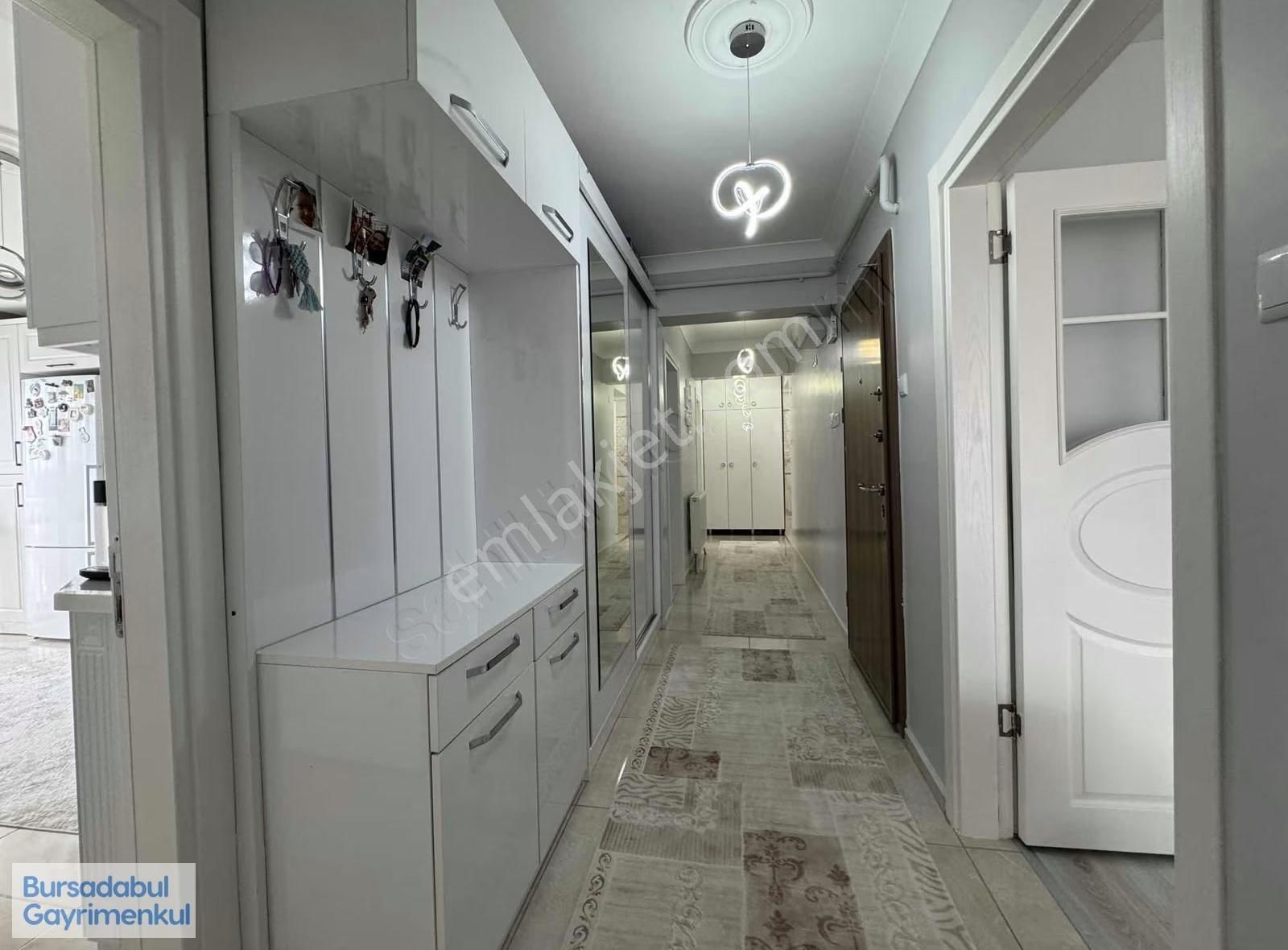 Bursadabul'dan Yunusemre Mah. Köşe ,ara Kat ,caddeüstü 3+1 Daire - Görsel 10