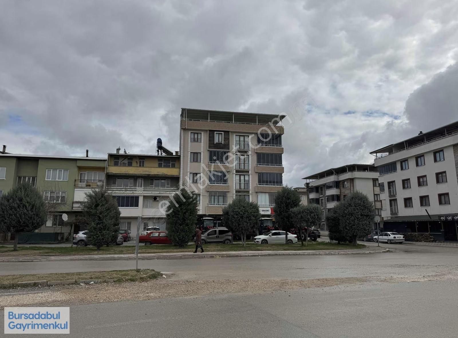 Bursadabul'dan Yunusemre Mah. Köşe ,ara Kat ,caddeüstü 3+1 Daire - Görsel 12