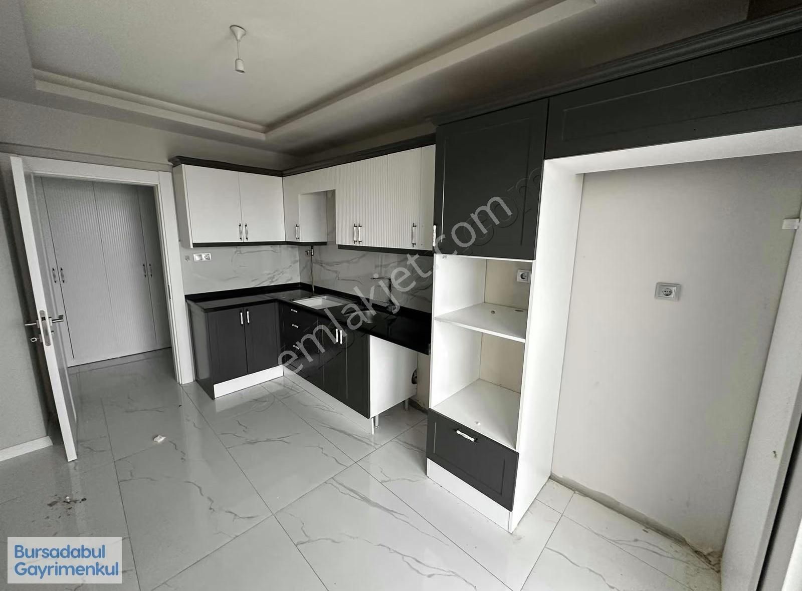Bursadabul'dan Adalet Mah. Site İçi Manzaralı 3+1 130 M2 - Görsel 10
