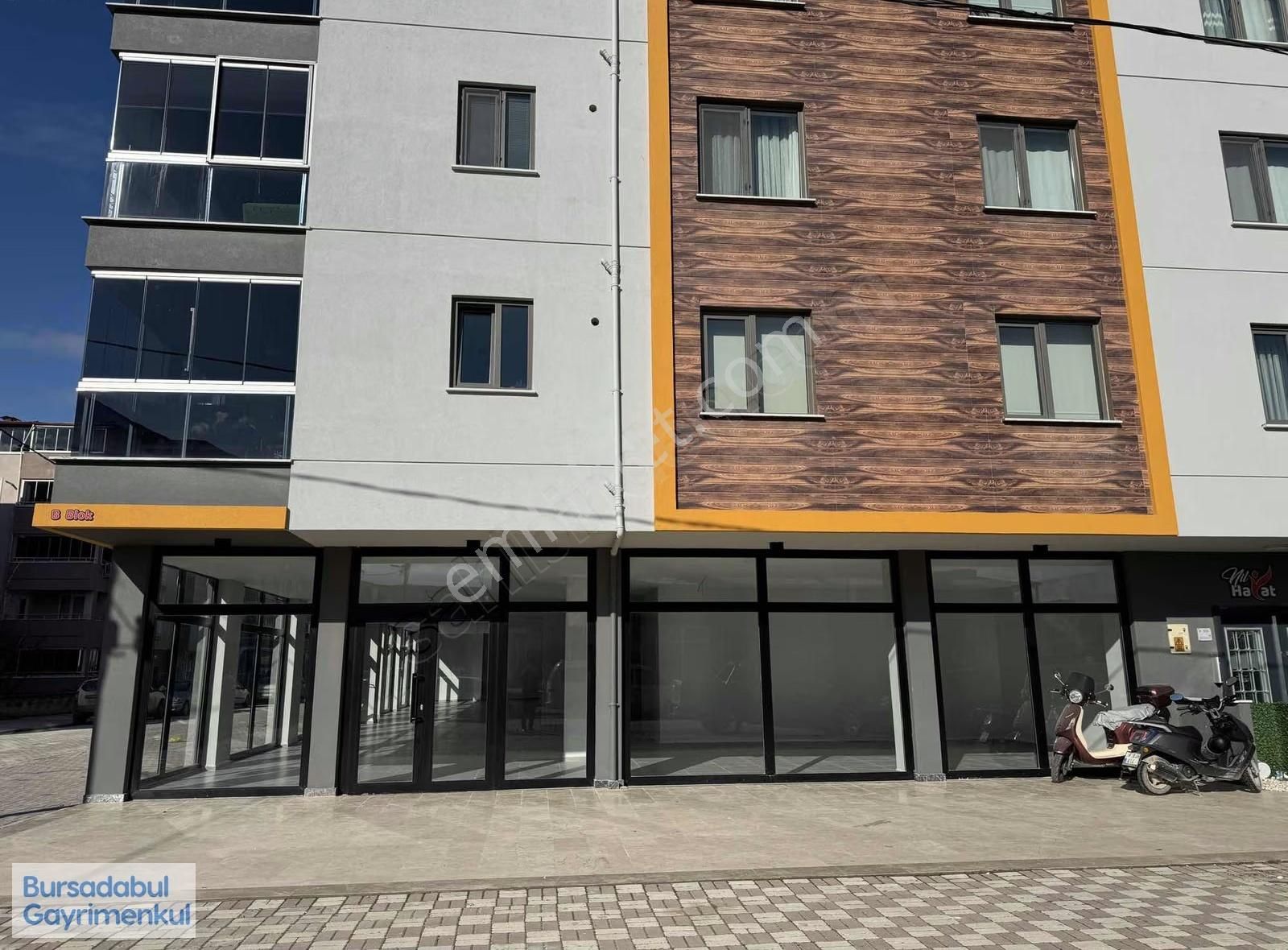 Bursadabul'dan Barış Mah. Fatih Caddesi Köşe İşyeri 220.m2 - Görsel 18