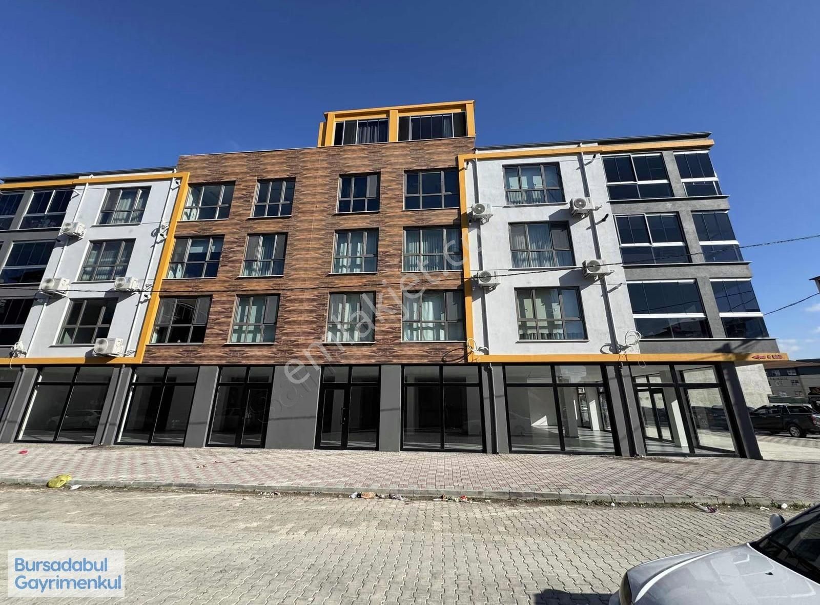 Bursadabul'dan Barış Mah. Fatih Caddesi Köşe İşyeri 220.m2 - Görsel 23