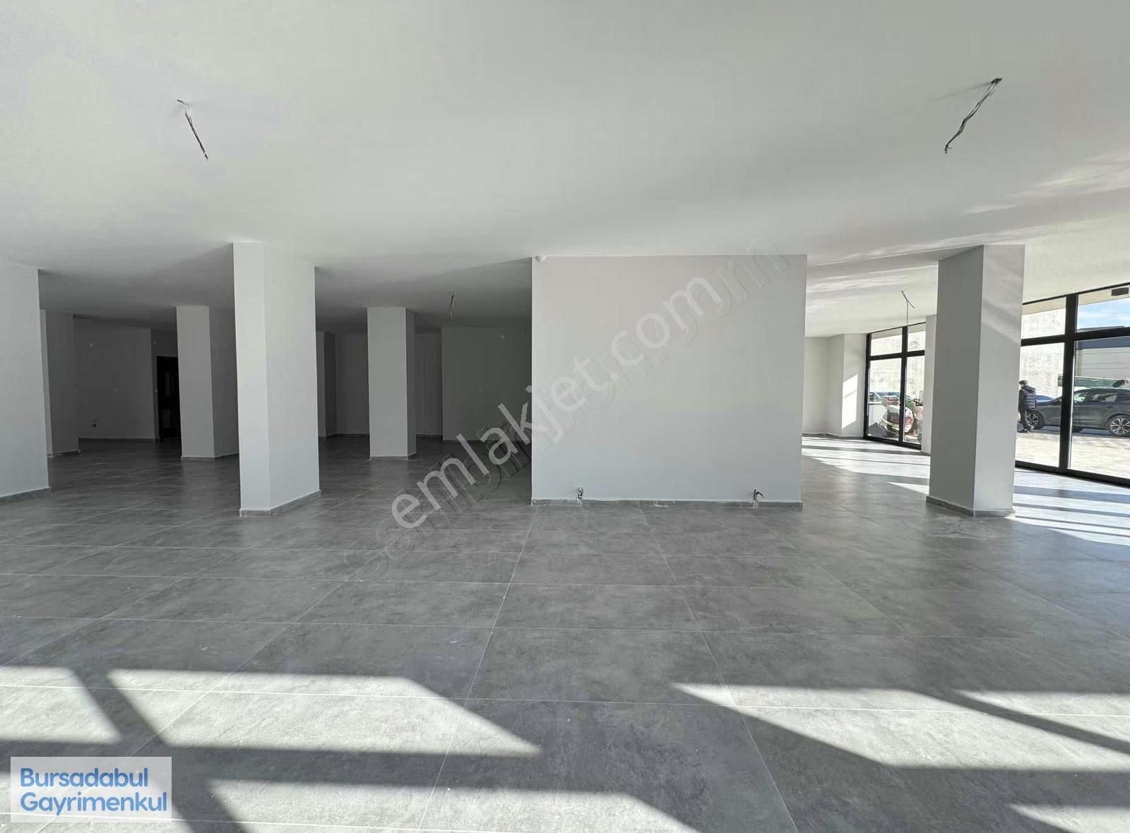 Bursadabul'dan Barış Mah. Fatih Caddesi Köşe İşyeri 220.m2 - Görsel 14