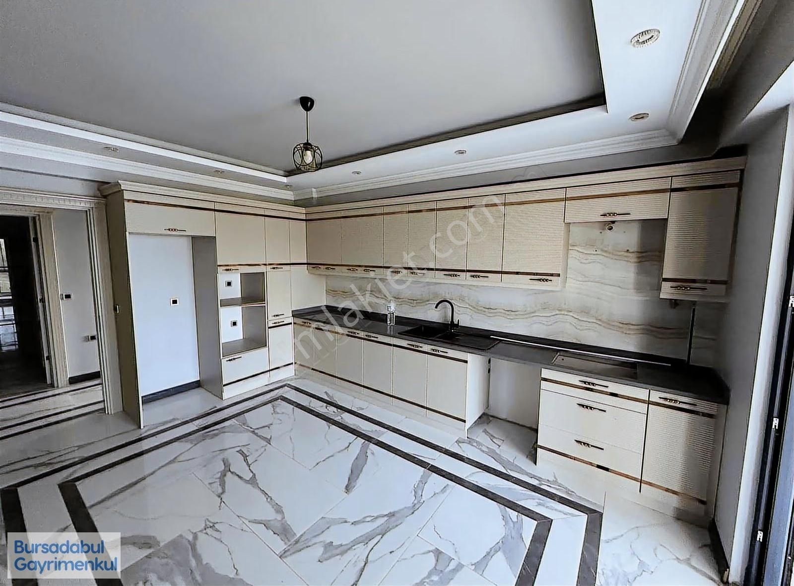 Bursadabul'dan Barış Mah. Köşe Lüks 160 M2 3+1 - Görsel 12