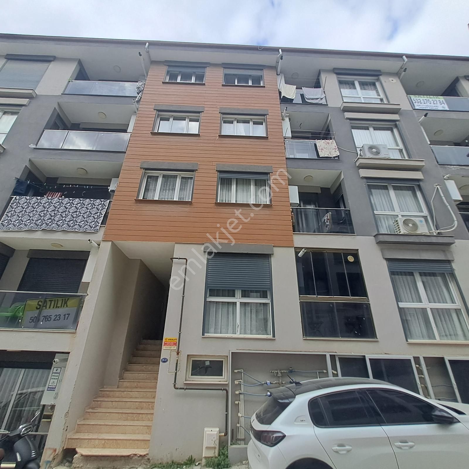 Turabiye Mahallesinde 1+1 Satılık Daire