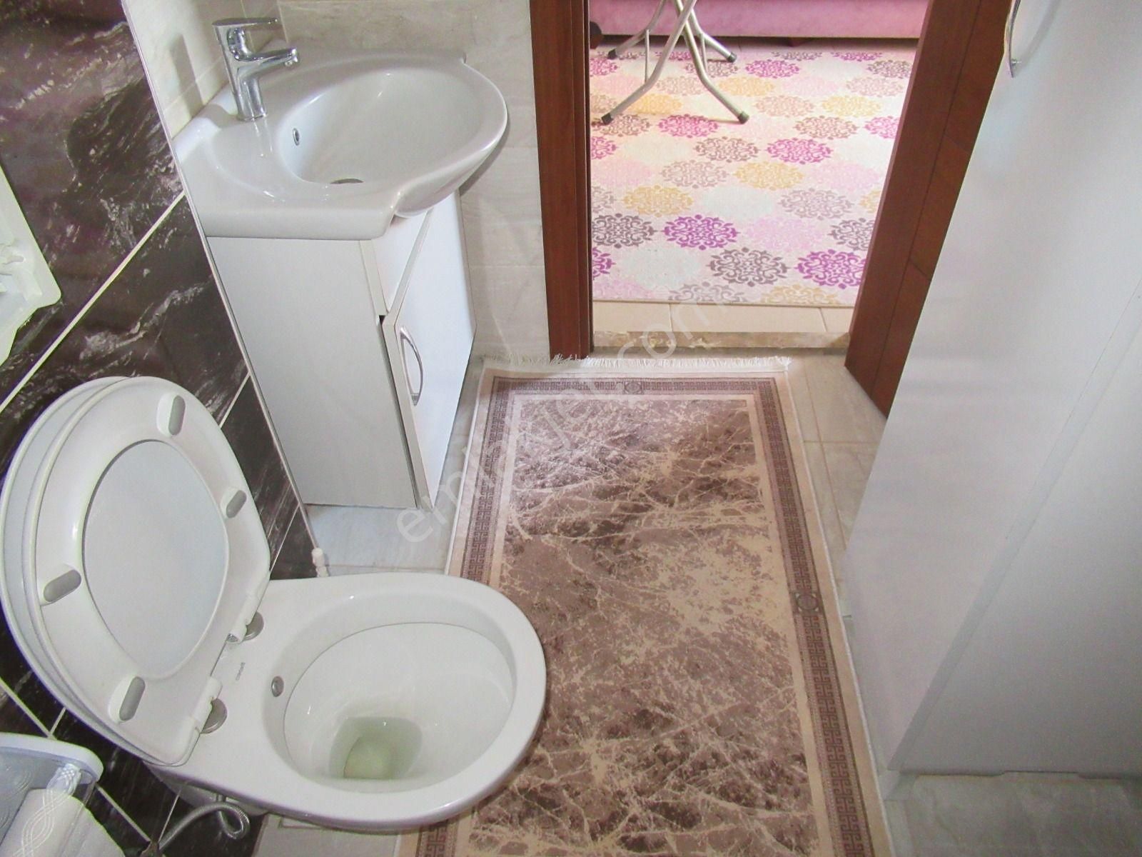 Üstünkent'ten 34.cadde Üzeri 1+1 Satılık Eşyalı Daire - Görsel 16