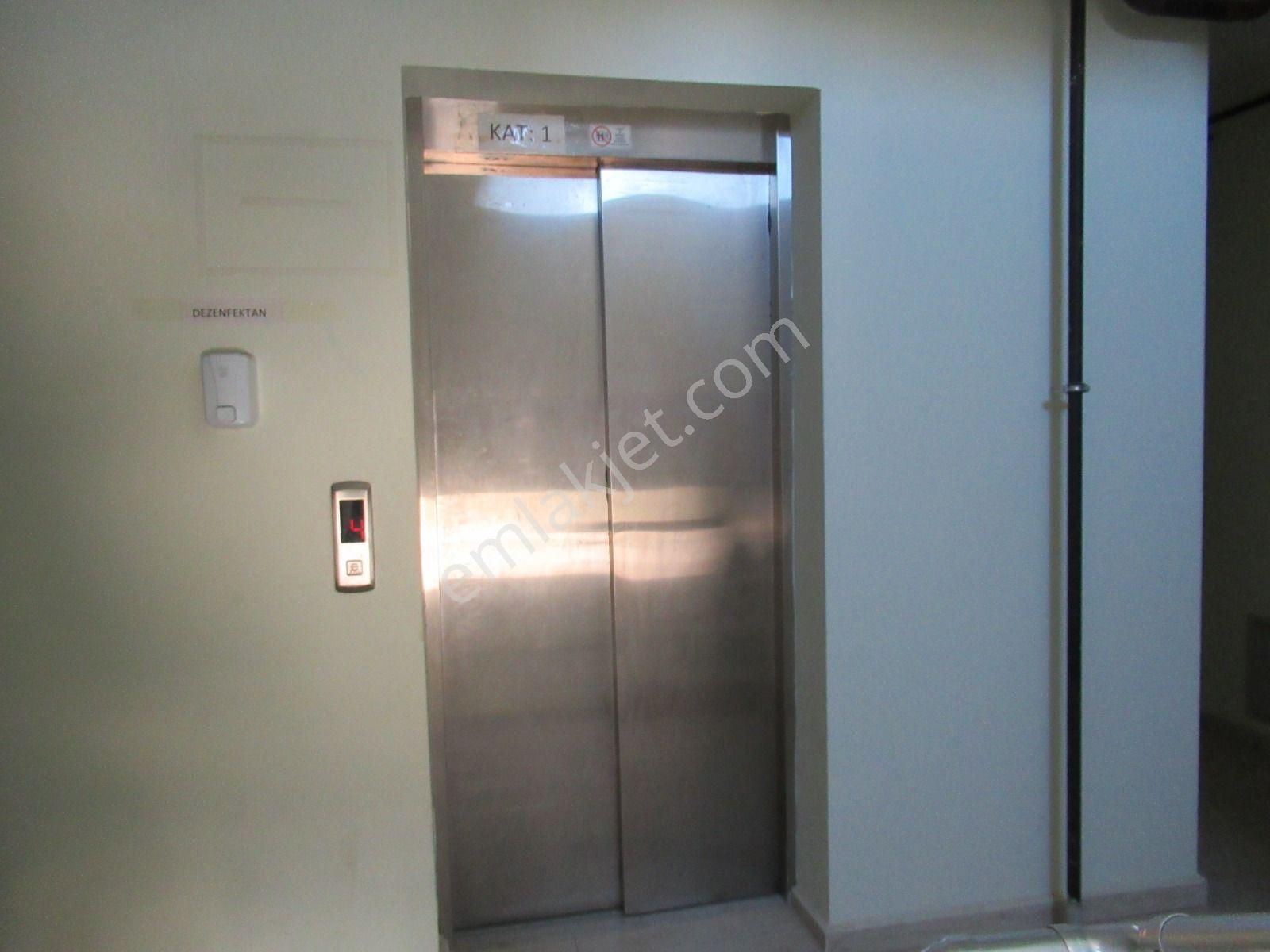 Üstünkent'ten 34.cadde Üzeri 1+1 Satılık Eşyalı Daire - Görsel 26