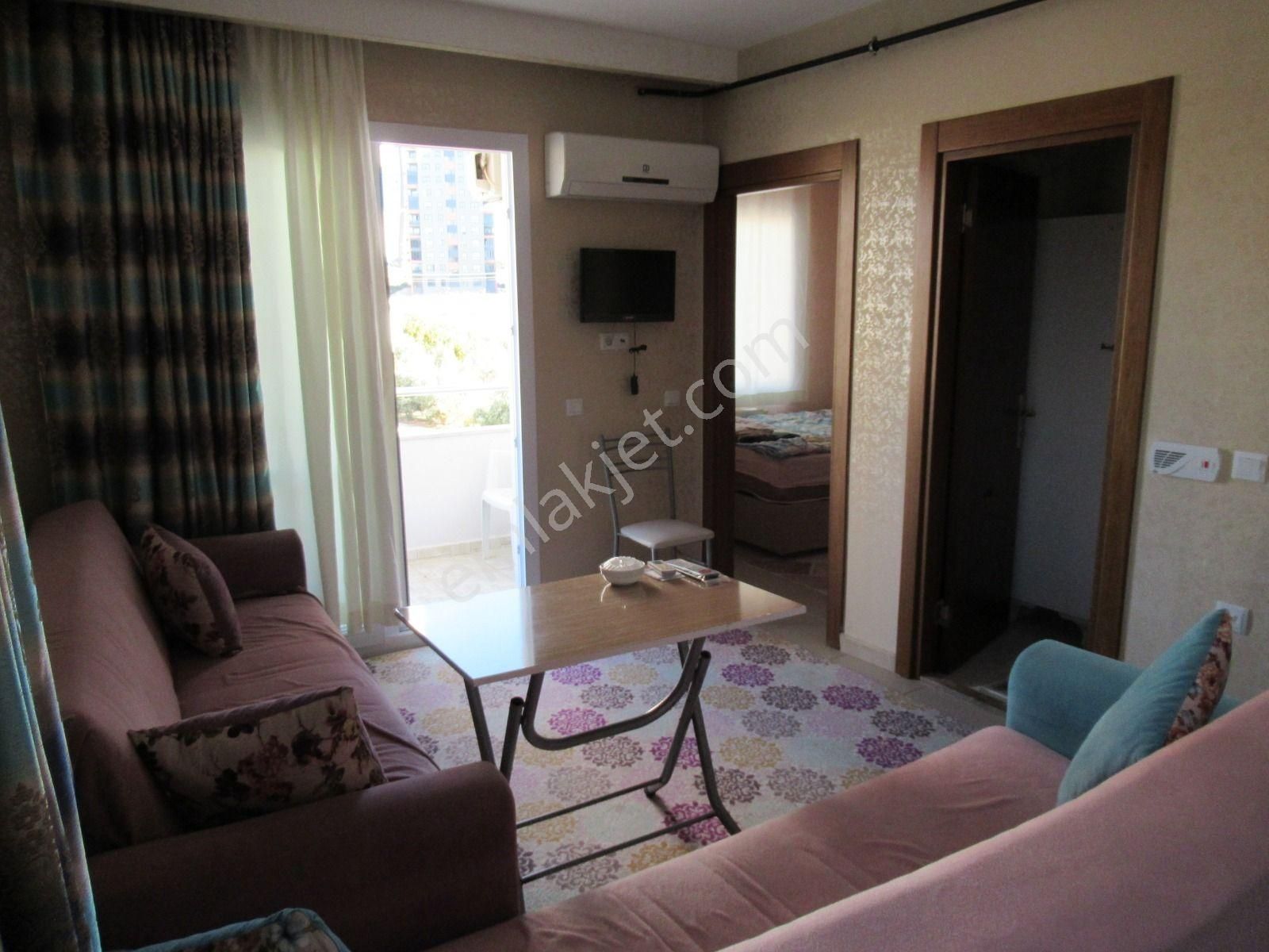 Üstünkent'ten 34.cadde Üzeri 1+1 Satılık Eşyalı Daire