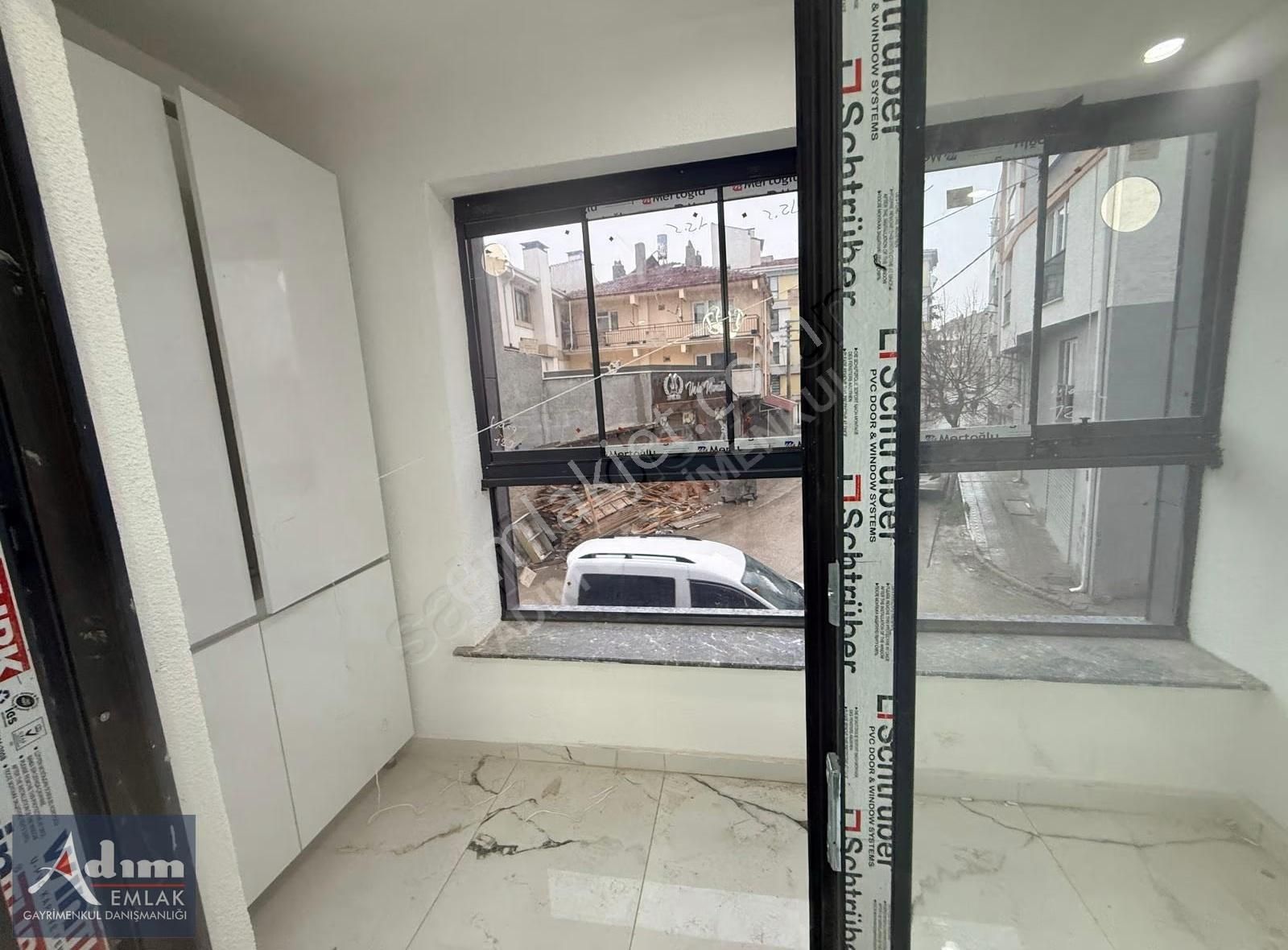 Adım Gayrimenkul/zafer Mh Esenli Cd Yak.e.banyolu Lüks 140m2 3+1 - Görsel 4