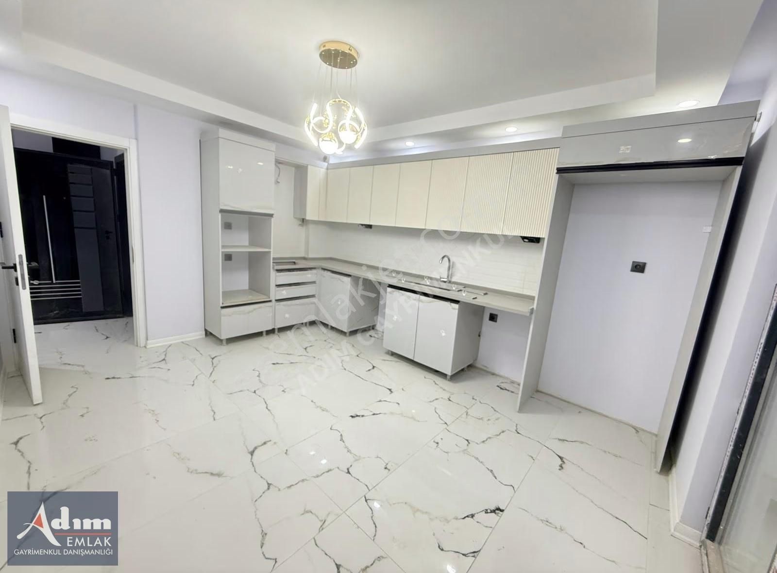 Adım Gayrimenkul/zafer Mh Esenli Cd Yak.e.banyolu Lüks 140m2 3+1 - Görsel 10