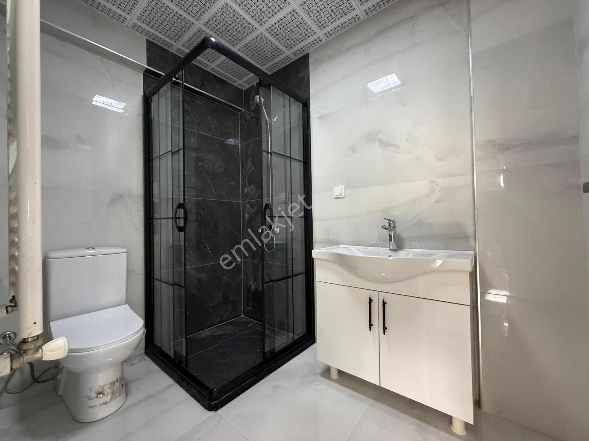 İncirli'de Merkezi Konum Ara Katta Lüx Yapılı Manzaralı 3+1 Daire - Görsel 21