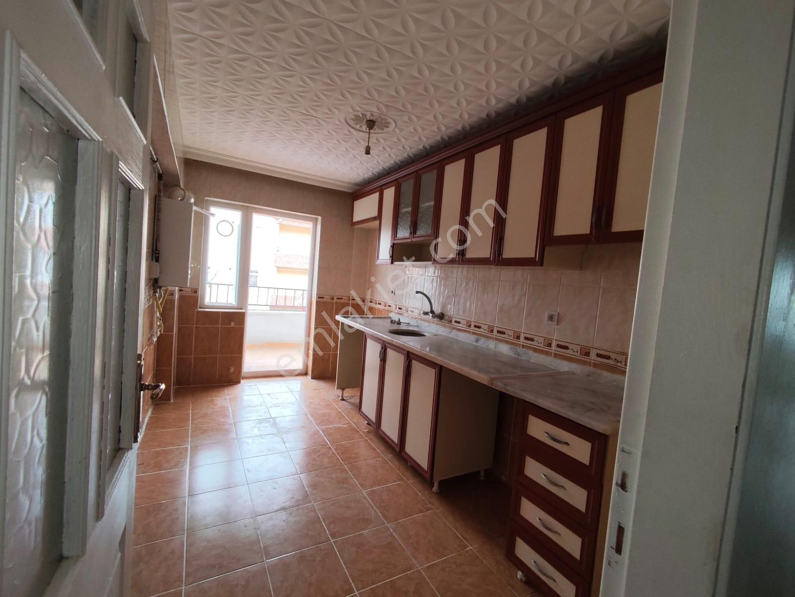 Yılmaz Gayrimenkul 3+1 Ön Cephe Kıralık Yapılı Masrafsız Mavı Okul Yanı - Görsel 21