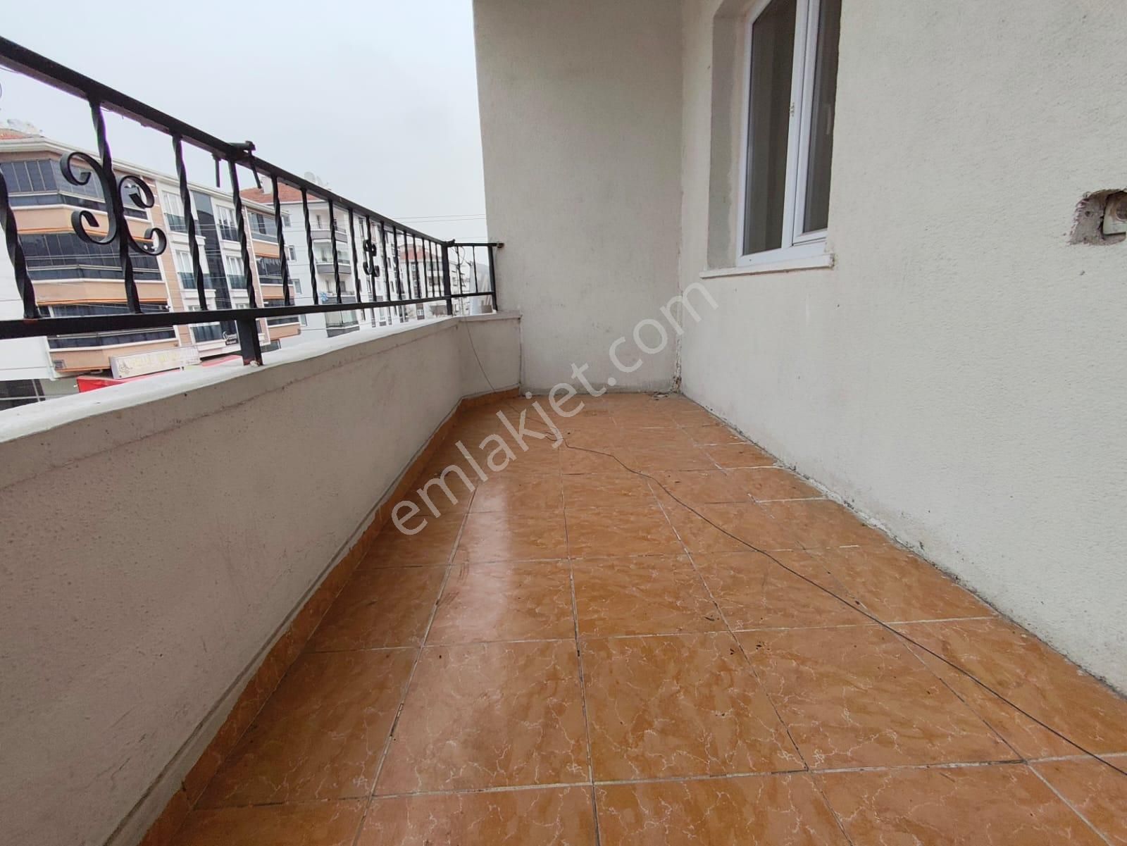 Yılmaz Gayrimenkul 3+1 Ön Cephe Kıralık Yapılı Masrafsız Mavı Okul Yanı - Görsel 11