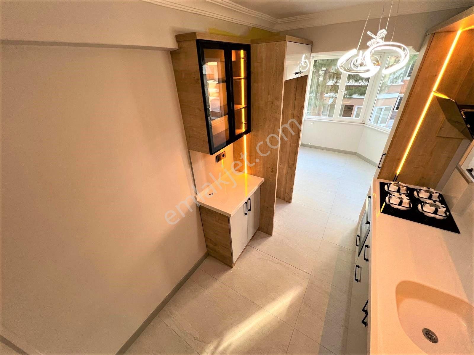 🟠🟠alfa'dan Ön Cephe Satılık Nezih Konumda Arakat Ayrı Mutfaklı Harika Tasarımlı 2+1 Geniş Daire - Görsel 14