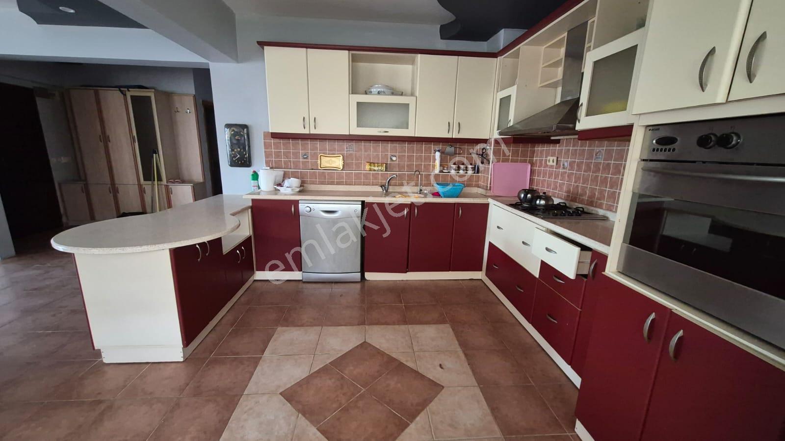 Karınca'dan Liparis 3 Tatil Köyü Gölge Blokta 3+1 Ebeveyn Banyo - Görsel 3