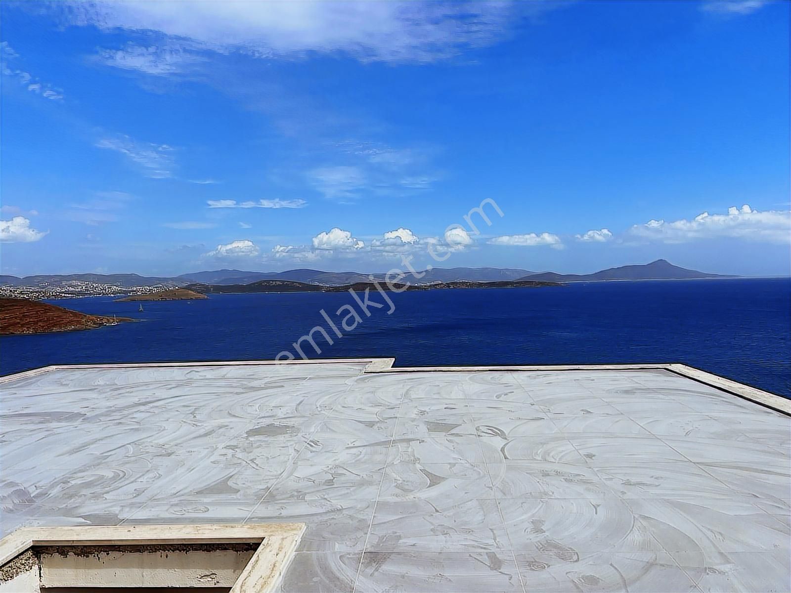 Bodrum Bağla'da Satılık Denize 200 Metre Tek Tapulu 7+3 Villa - Görsel 23