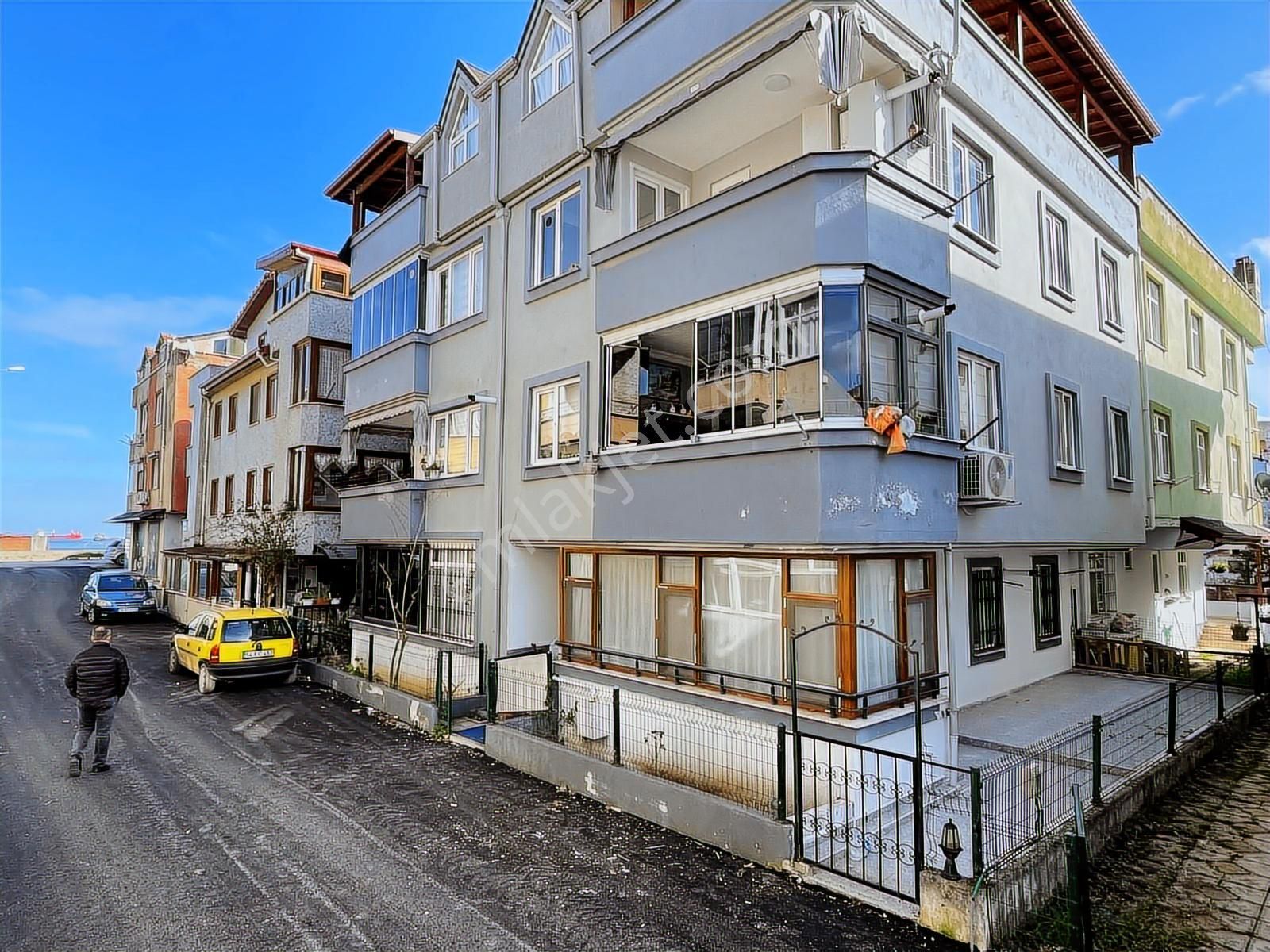Vizyon Emlaktan Ara Kat Deniz Manzaralı 2+1 Fırsat Daire - Görsel 11