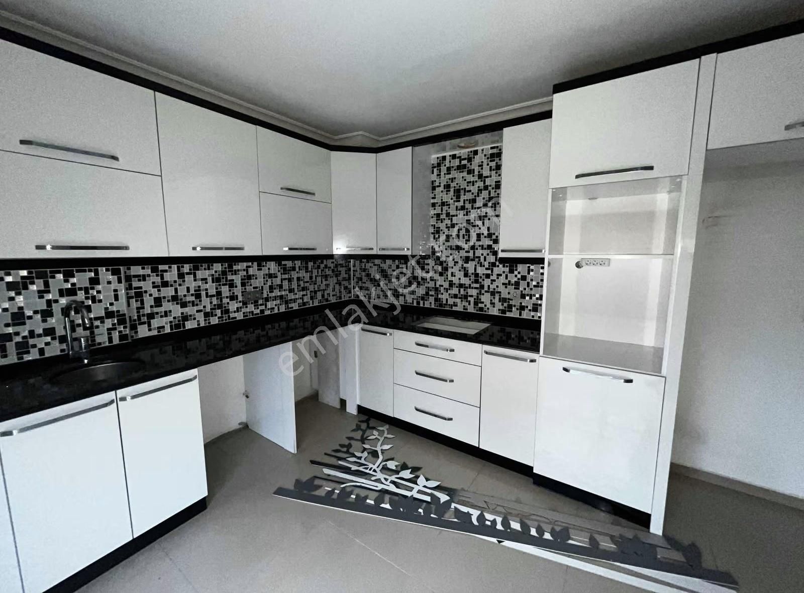 Özyıldız Emlaktan Yayla Mahallesinde Asansörlü 2+1 Kiralık Daire - Görsel 3