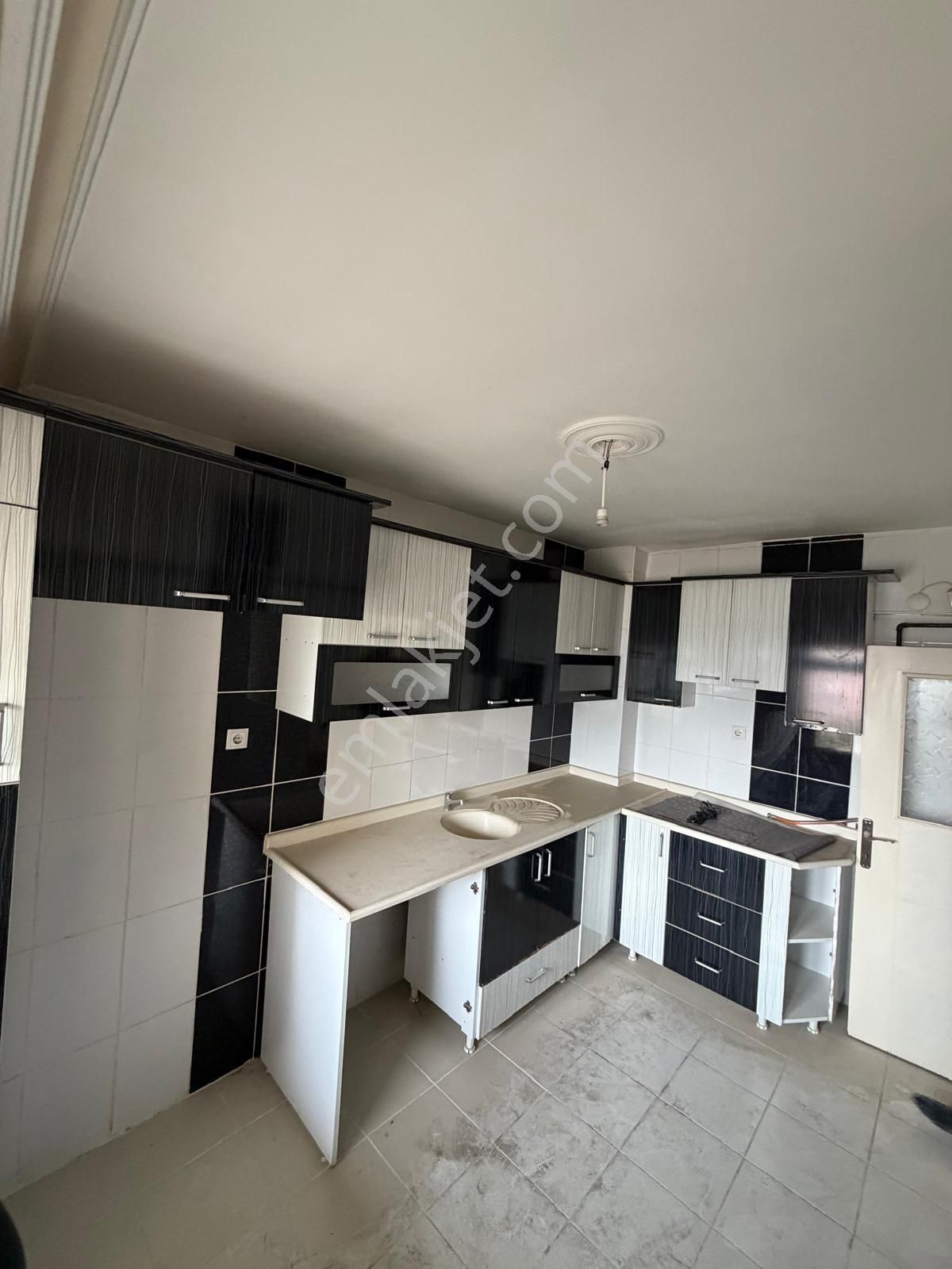 Sym'den Tandoğan Mh.'de Geniş M2'li 3+1 Muazzam Daire!!!