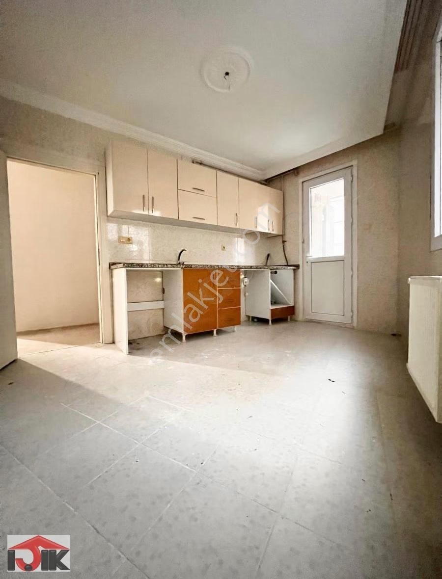 Kavaklı Mahallesinde Kiralık 3+1 - Görsel 9