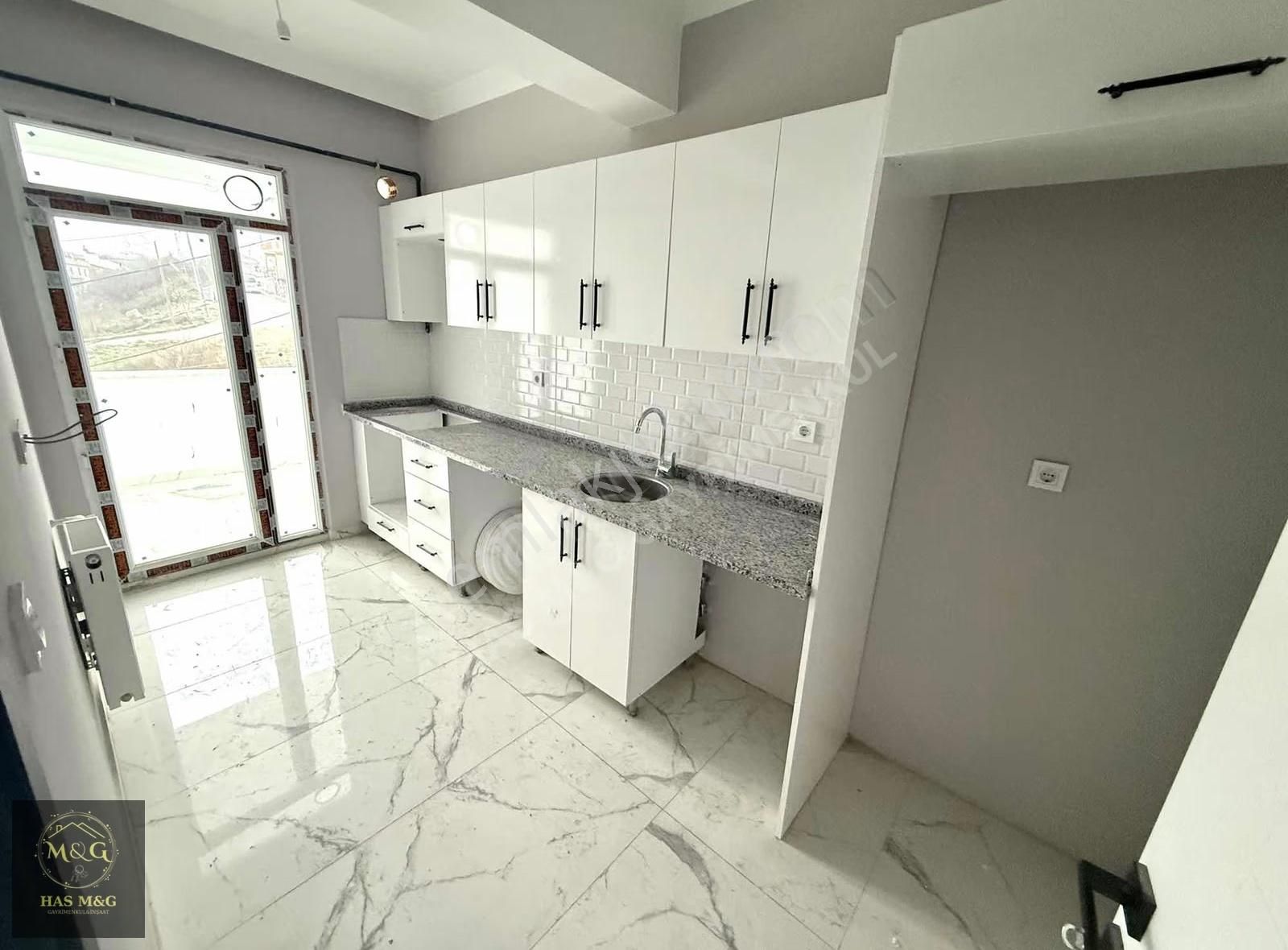 Butik Site İçerisinde Metroya Yakın 2+1 Arakat Daire - Görsel 18