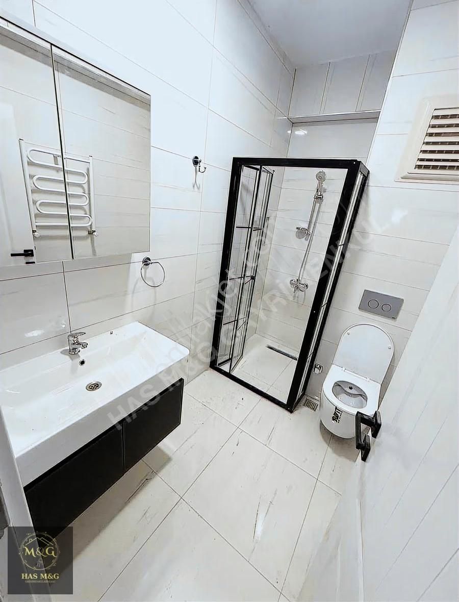 Güzel Konumda Sıfır Ultralüks Kombili Ankastreli Dubleks Daire - Görsel 22