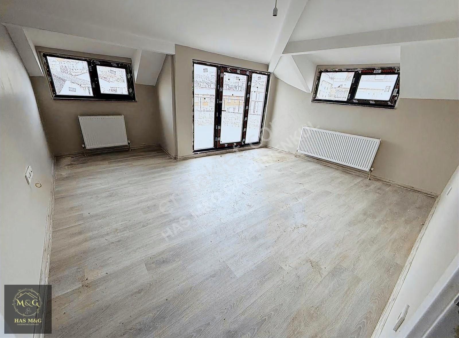 Güzel Konumda Sıfır Ultralüks Kombili Ankastreli Dubleks Daire - Görsel 13